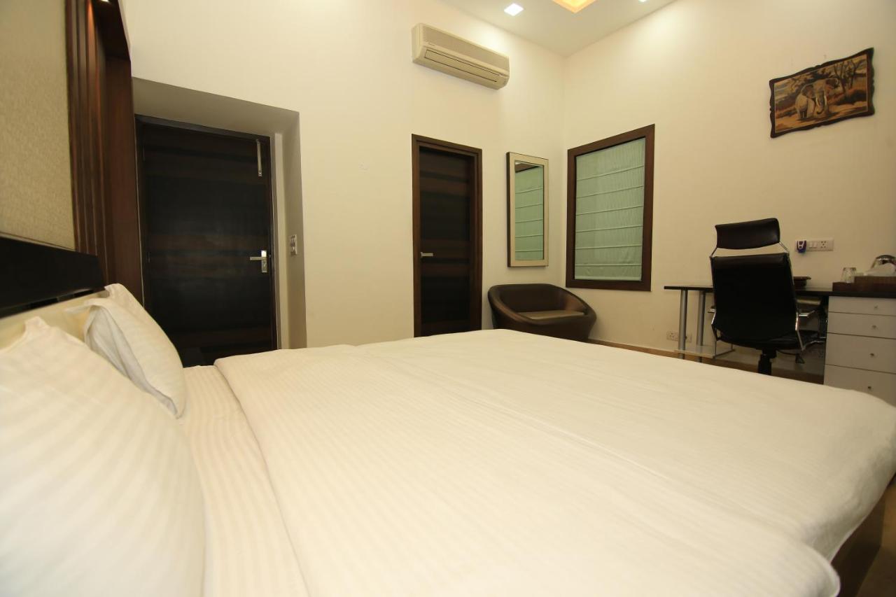 Avanti Tenantry-Luxurious Service Apartments Nova Deli Exterior foto